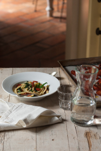 Scialatielli con cavolo nero e pomodori confit