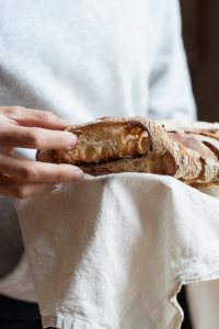 Pane semintergrale con farina di ceci