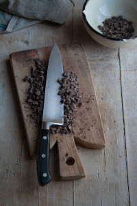 Torta con scaglie di cioccolato e arancia