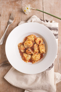 Tortelli di farro con ricotta e limone